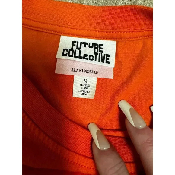 FUTURE
COLLECTIVE  Orange Knotted Cut-Out T-Shirt Dress Size M Short Sleeve - Picture 8 of 13